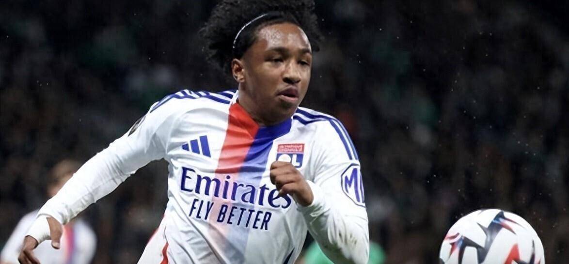 20岁比利时天才引发转会！4大豪门疯抢，4000万欧标价超值